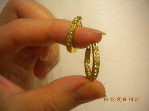 Золотистые серьги