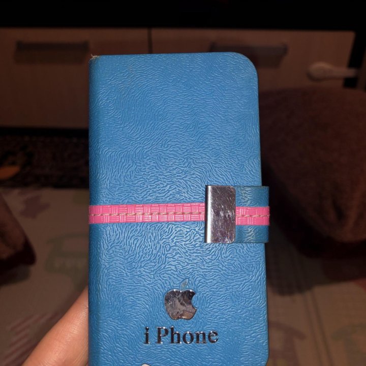 Чехлы для iPhone 4!