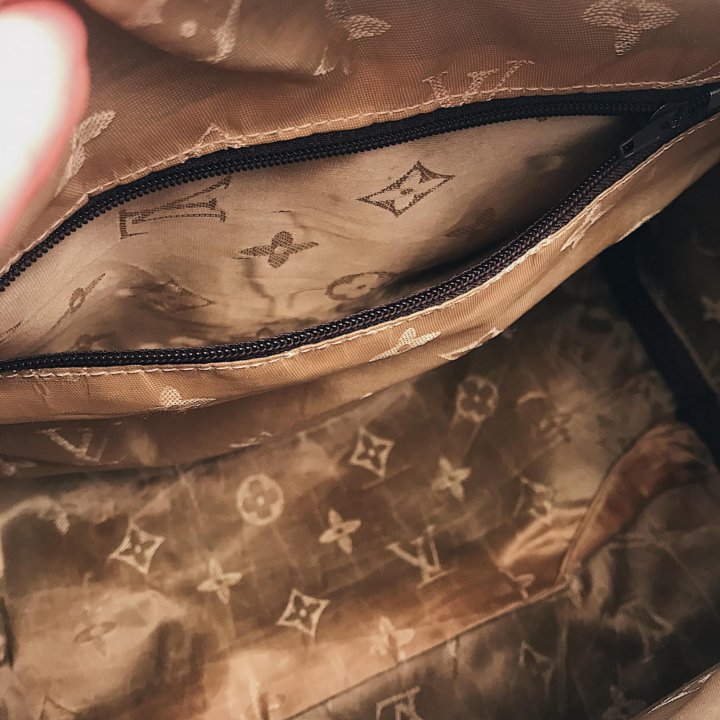 Сумка LOUIS VUITTON