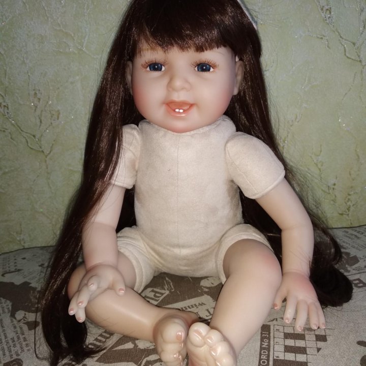 Кукла Реборн с шикарными волосами