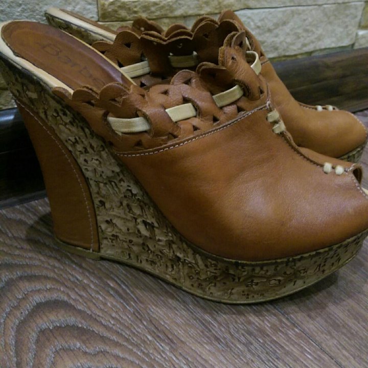 Кожаные сабо