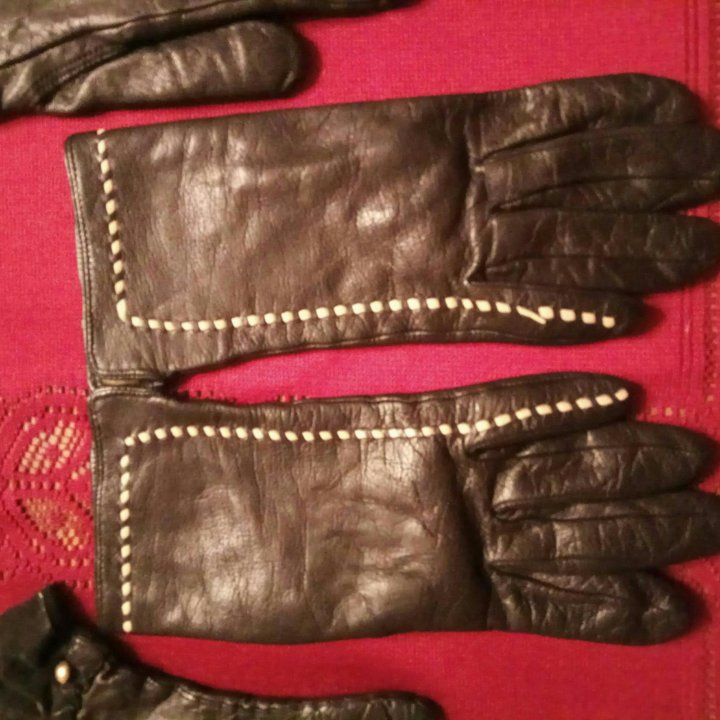 Кожаные перчатки