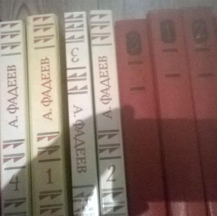 Продам книги