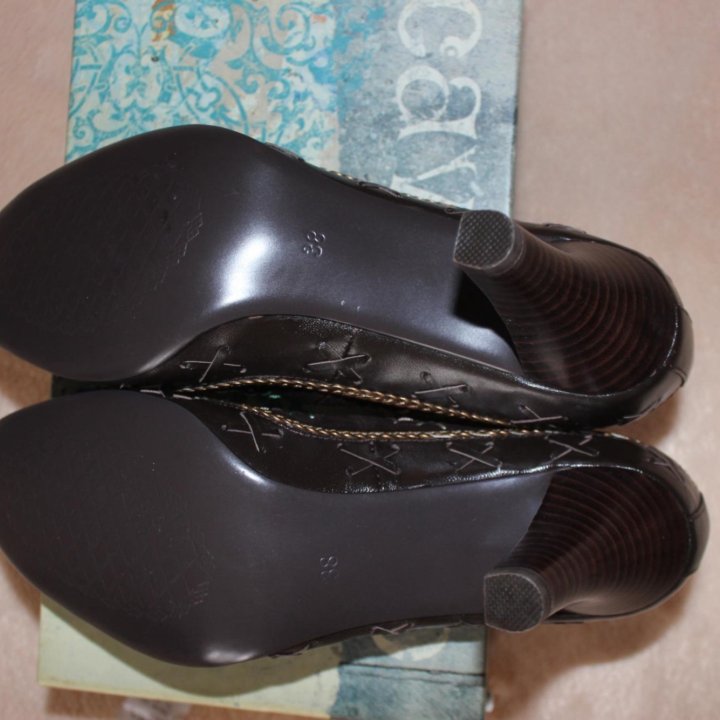 Туфли коваллето