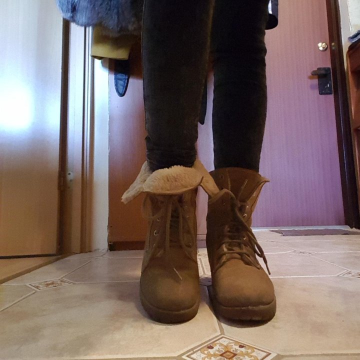 Ботинки рыжие