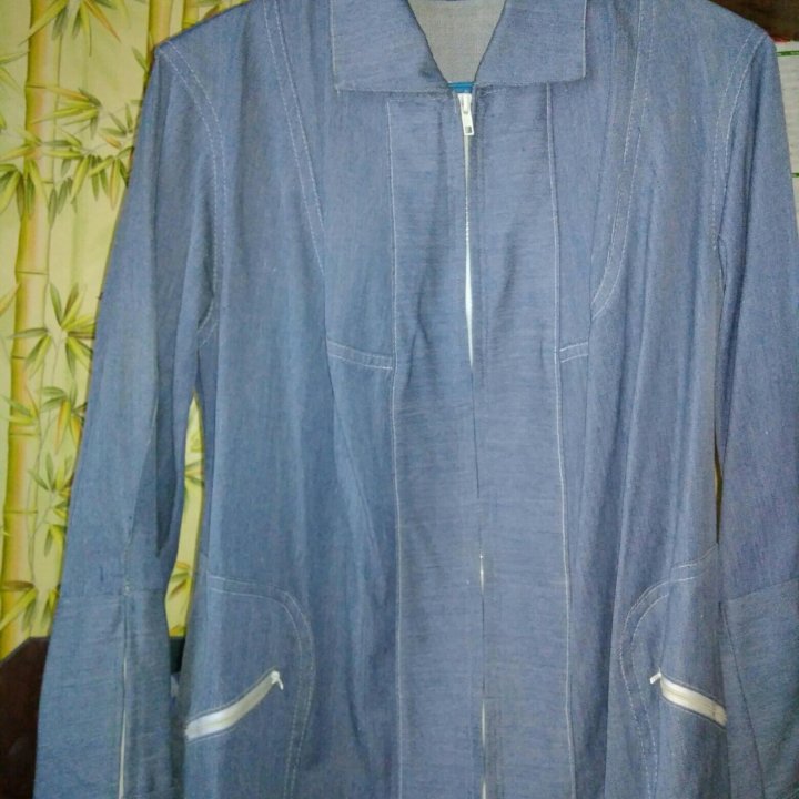 Куртка джинсовая