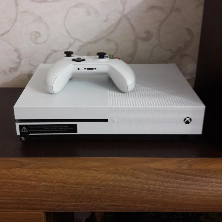 XBOX ONE S