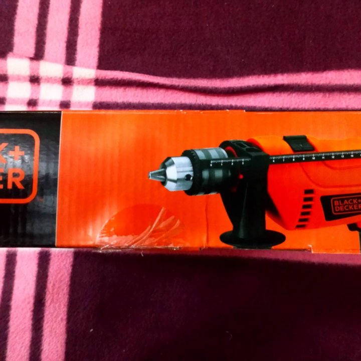 Дрель ударная black+decker