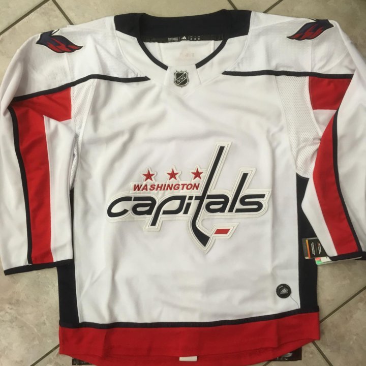 Хоккейная майка NHL Washington Capitals новая.Бела