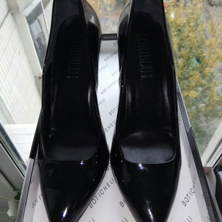 Туфли Loriblu 37 размера