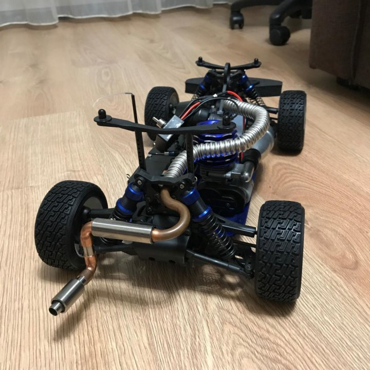 Выхлоп назад для двс модели Kyosho DRX