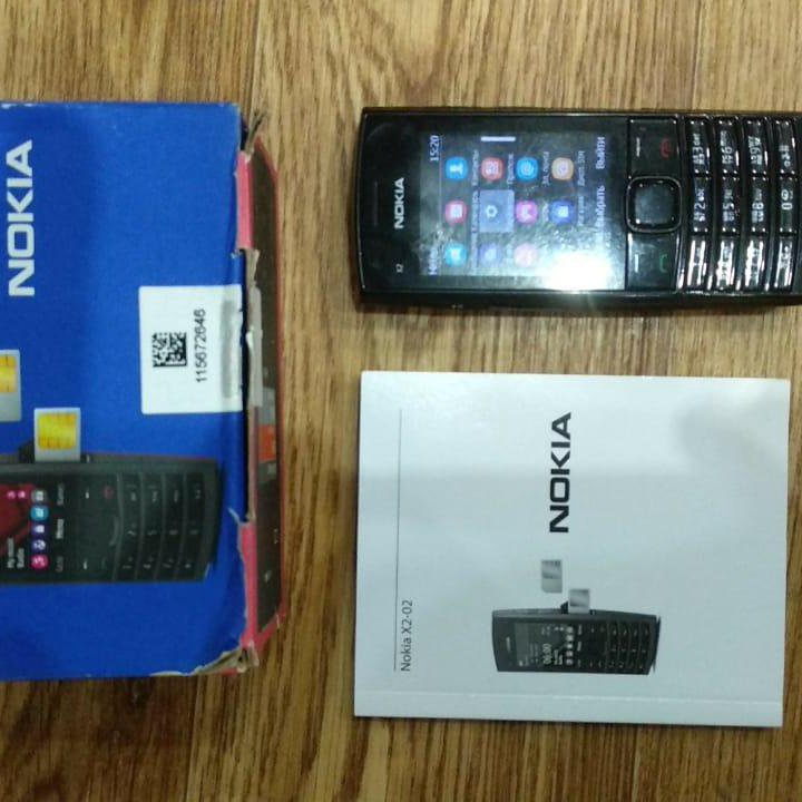 Nokia X2-02