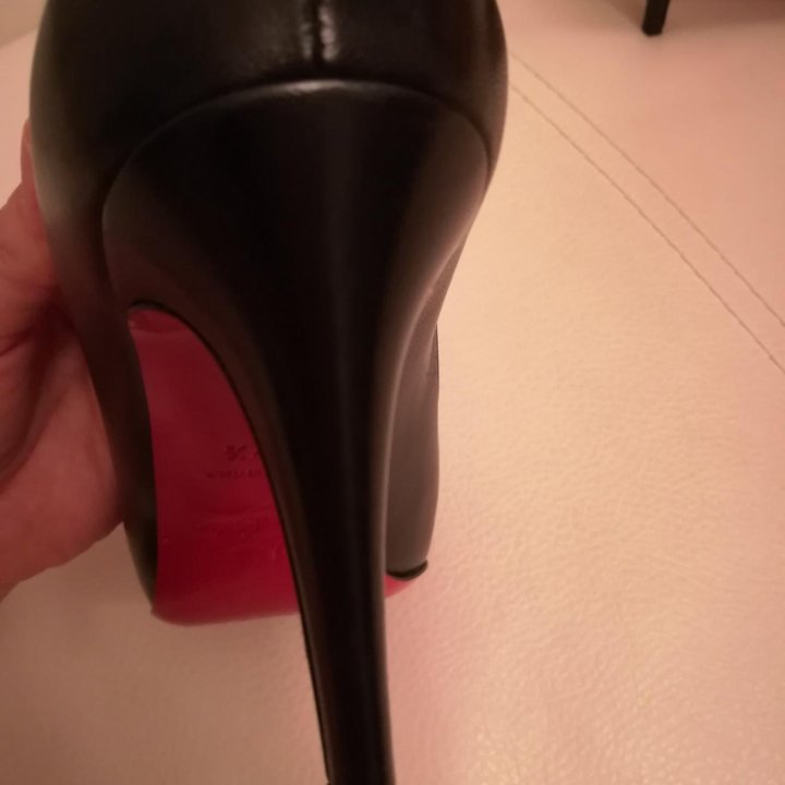 Туфли Cristian Louboutin оригинал