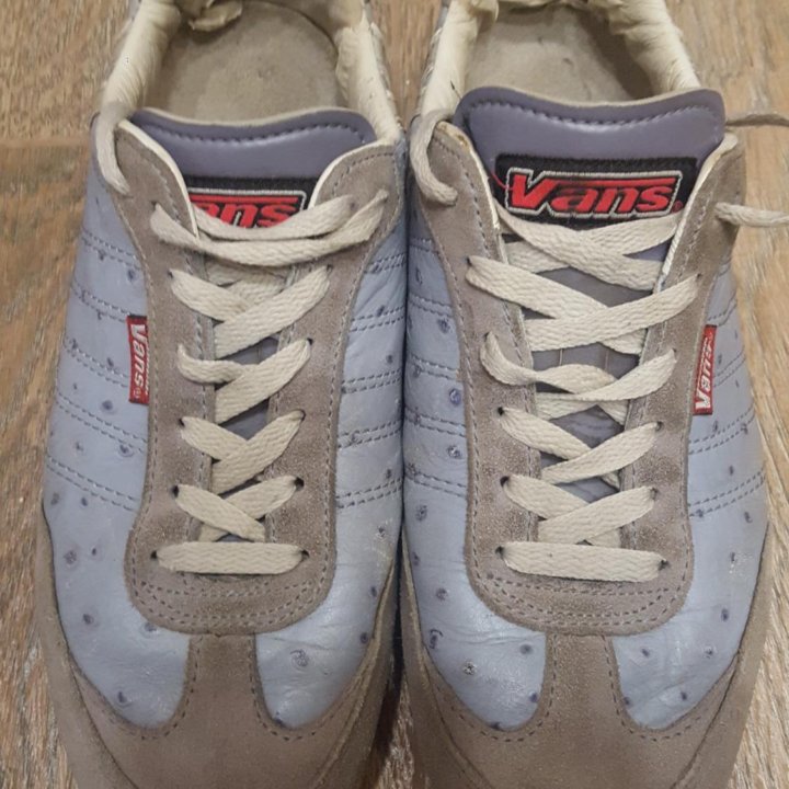 кроссовки Vans