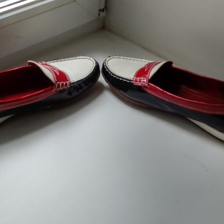 Ara мокасины