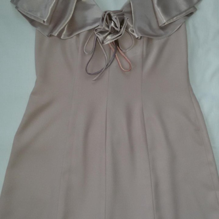 Вечернее платье