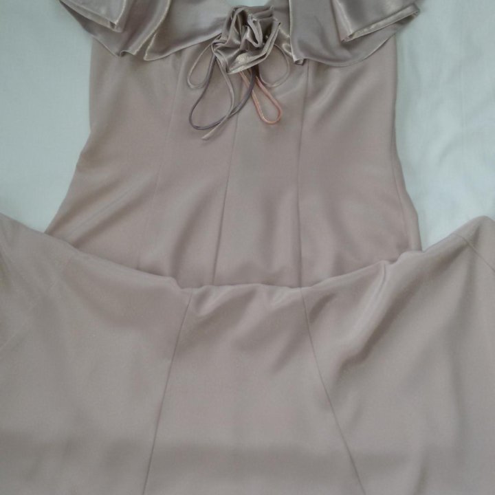 Вечернее платье