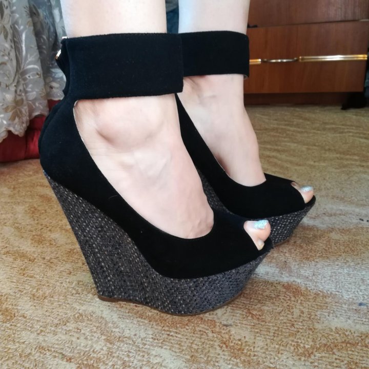 Новые босоножки Gianmarco Lorenzi