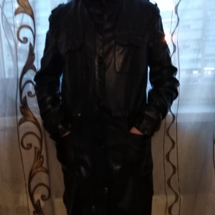 Плащ кожаный