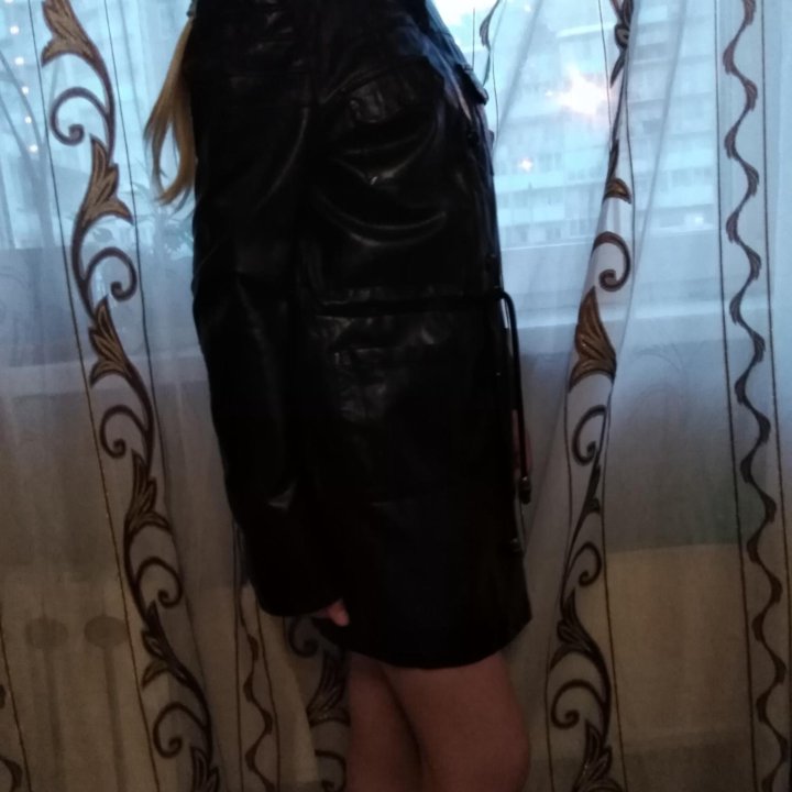 Плащ кожаный