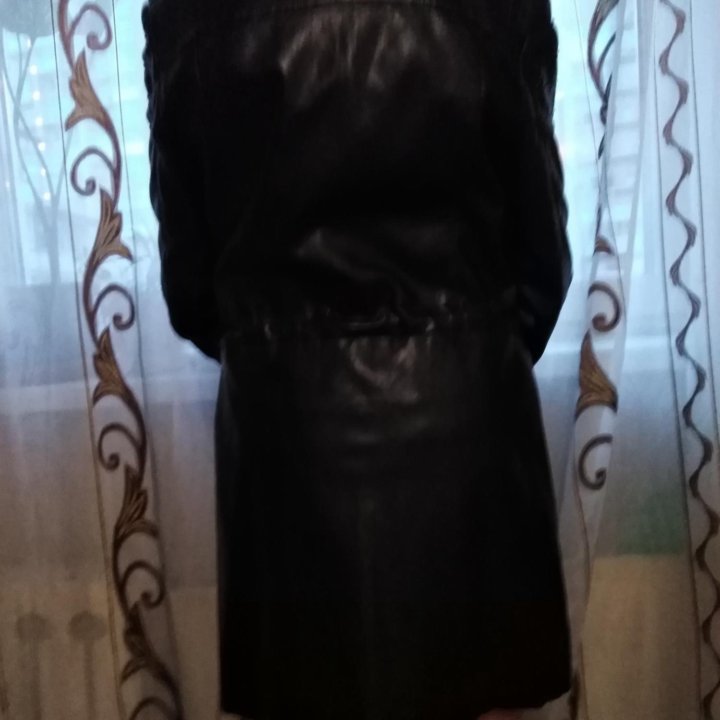 Плащ кожаный