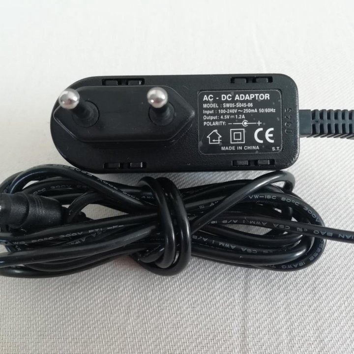 Блок питания SW05-S045-06 4.5V/1.2A