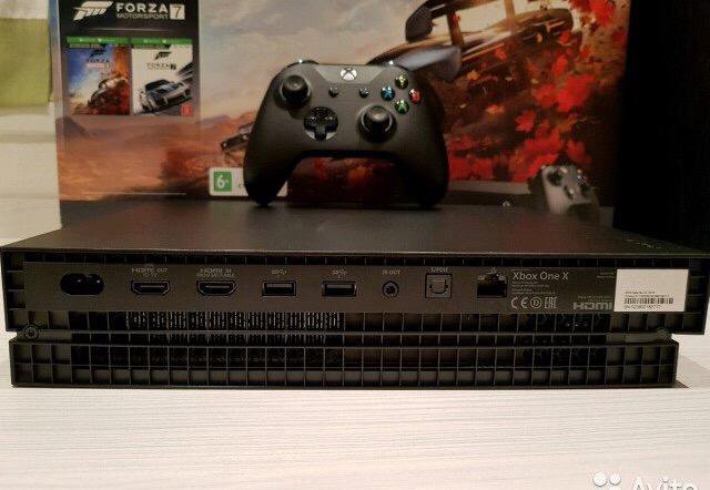 Xbox one X 1TB