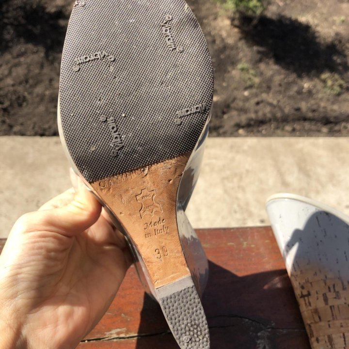 Сабо лаковые, оригинал