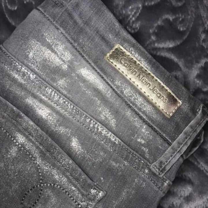 Джинсы Calvin Klein jeans