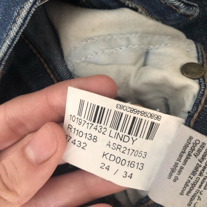 Джинсы Mavi Jeans