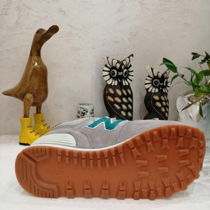серые new balance