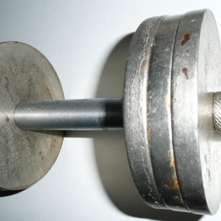 Одна гантель