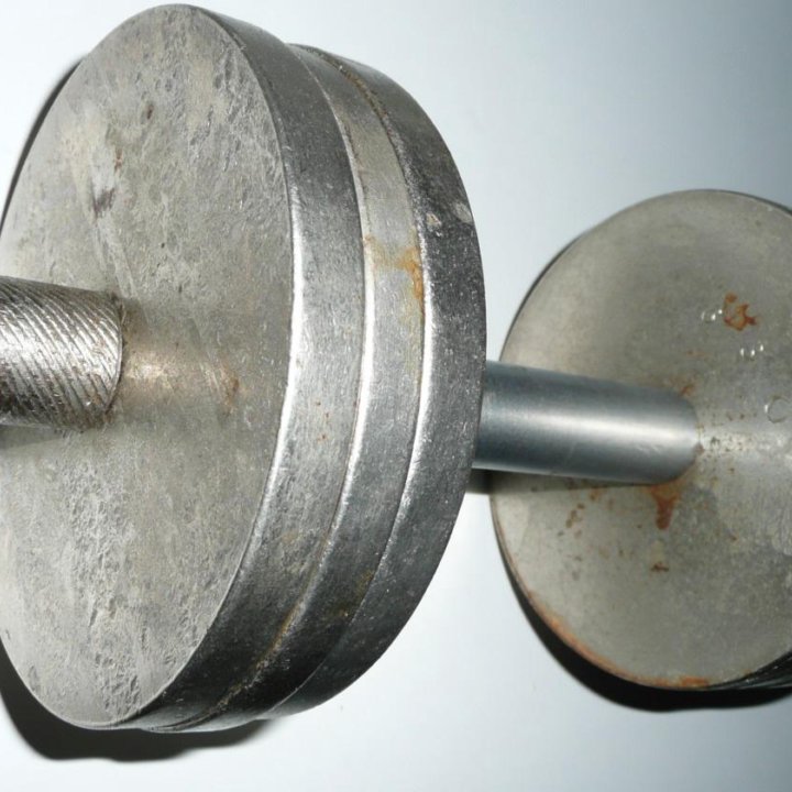 Одна гантель