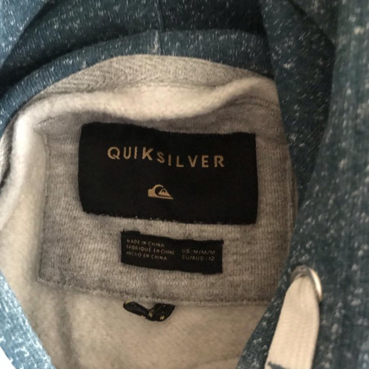 Толстовки quicksilver