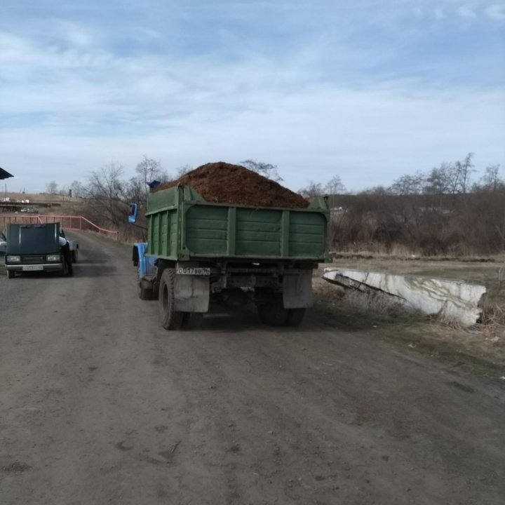 Конский навоз, перегной