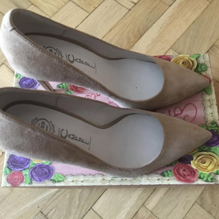 Туфли бежевые