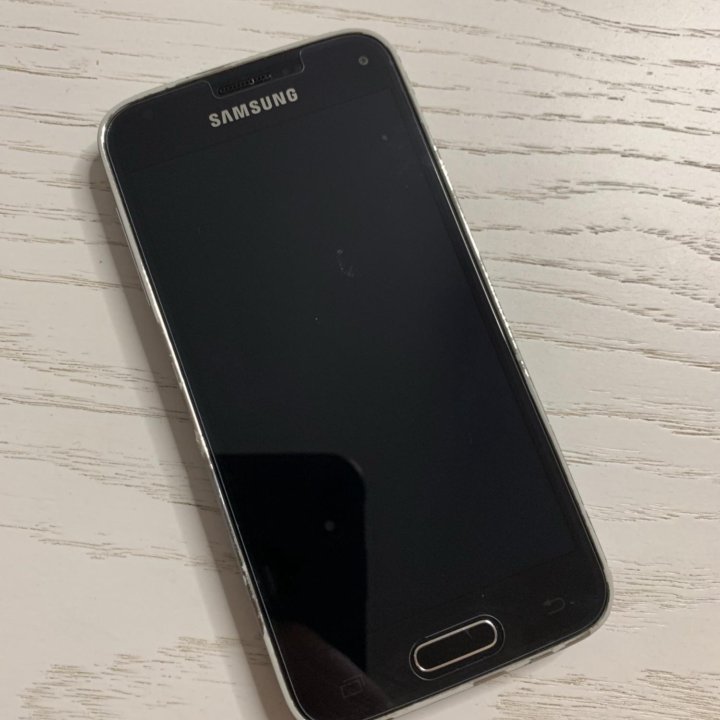 Смартфон Samsung Galaxy S5 mini SM-G800H