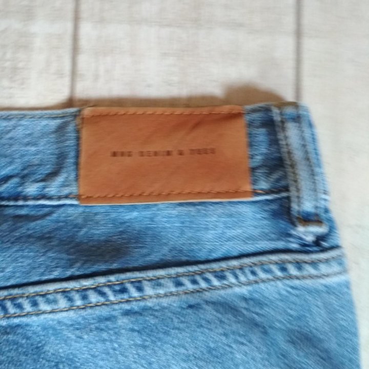 Обмен!!!Летние модные джинсы 46 рр