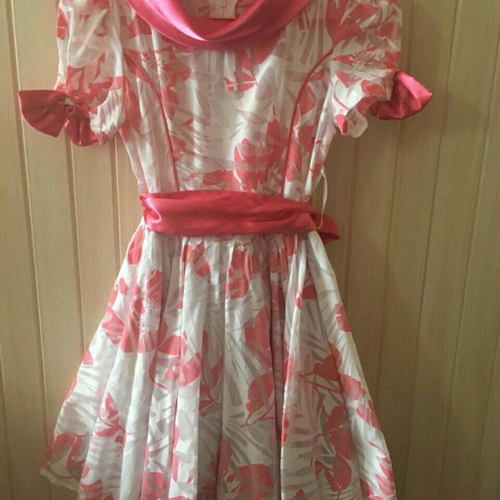 Платья на девочку