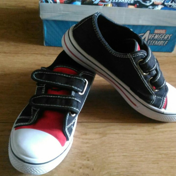 Кеды MARVEL
