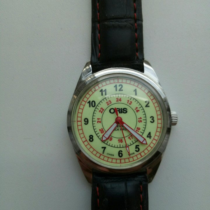 Часы швейцарские ORIS