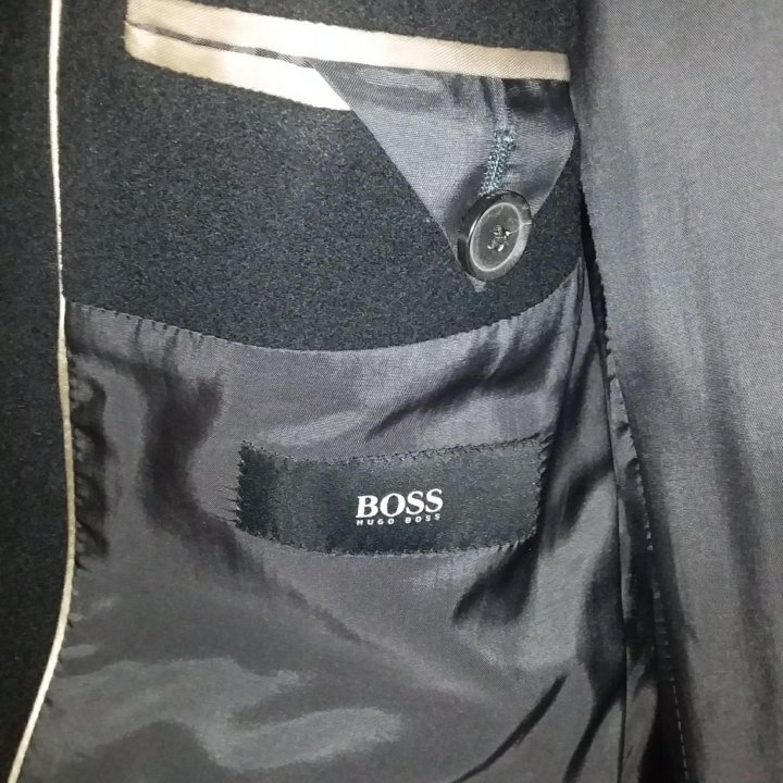 Пальто Hugo Boss