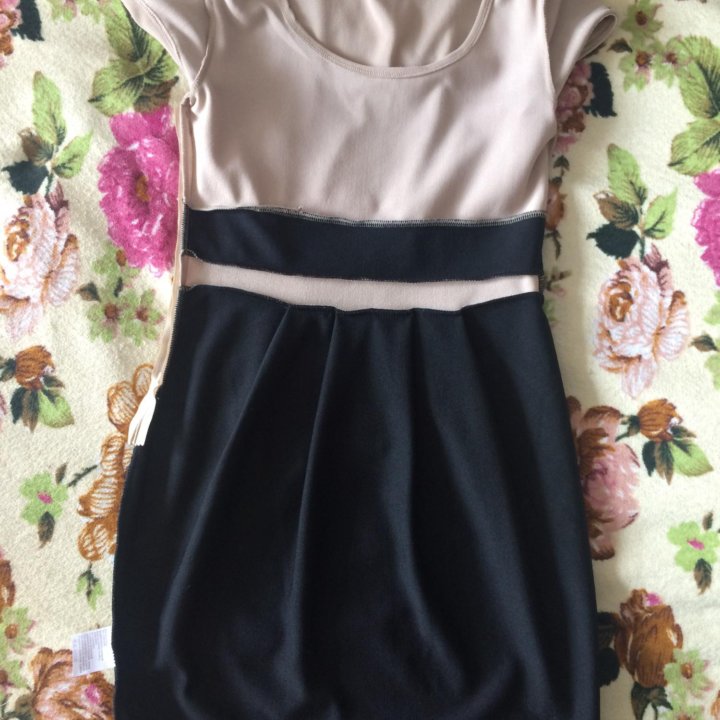 Платье новое