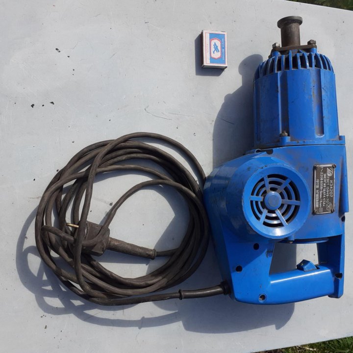 Перфоратор