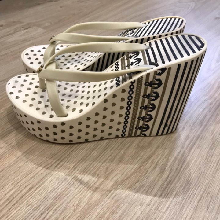 Сланцы на платформе