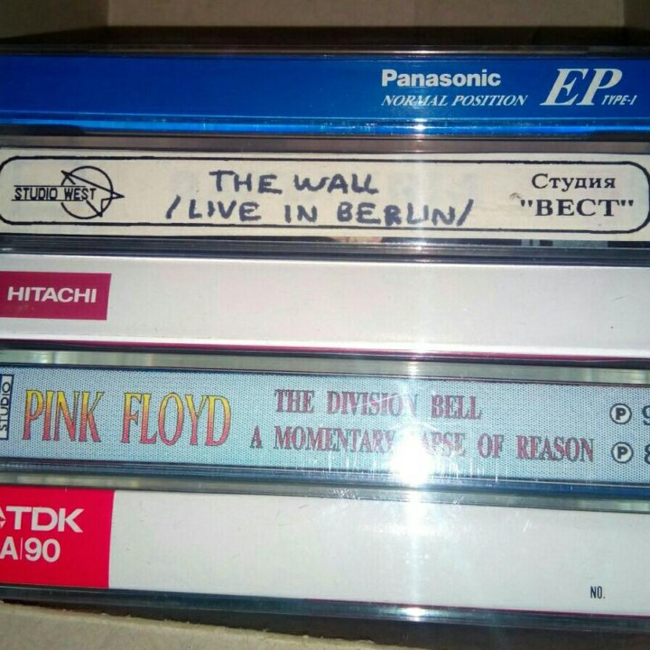 Pink Floyd '69-2000 на фирменных кассетах.