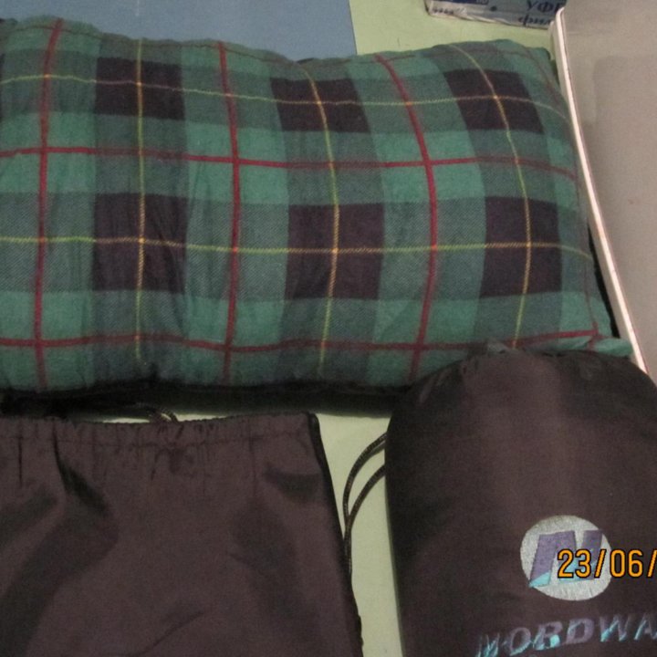 Подушка кемпинговая Nordway camp pillow новая