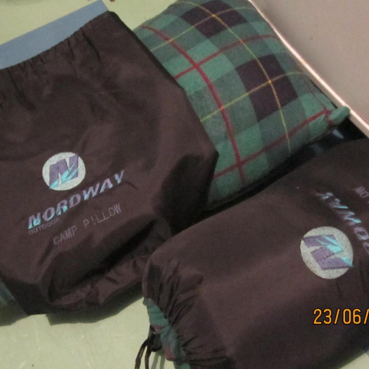 Подушка кемпинговая Nordway camp pillow новая