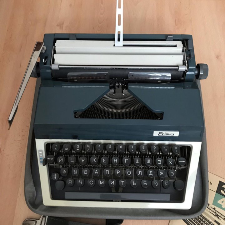 Пишущая машинка Erika, Германия