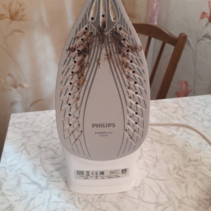 Утюг PHILIPS (на запчасти или ремонт)